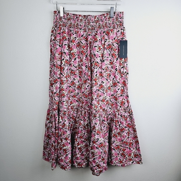 Tommy Hilfiger Santa Monica Smocked Ditsy Floral Skirt NWT, size Medium - Picture 4 of 10